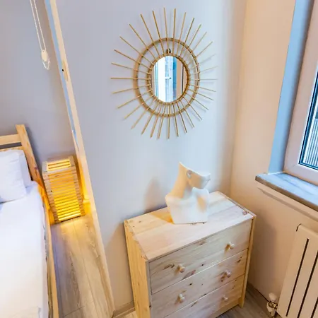 Galata Gem: With Balcony Access شقة