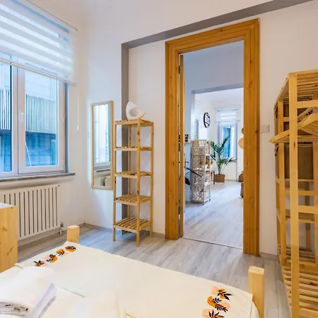 Galata Gem: With Balcony Access